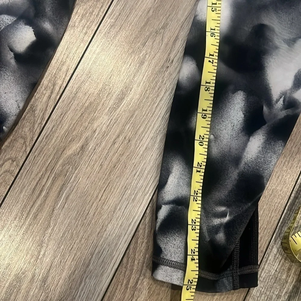 Lululemon Train Times 7/8 Pant 25” Interlaced Starlight Black / Black